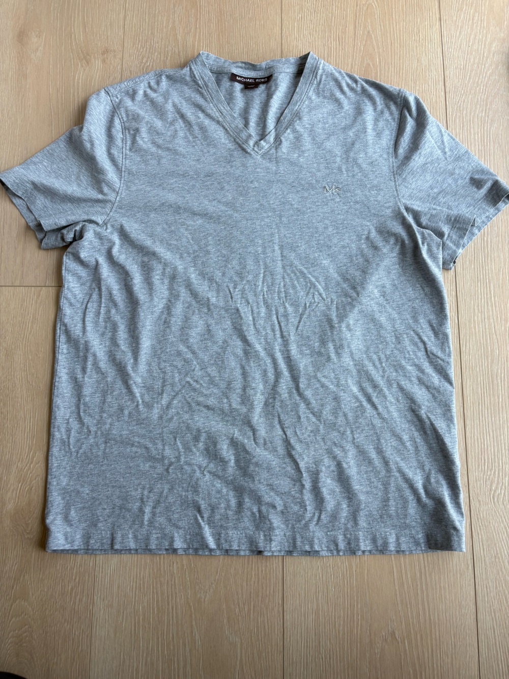 Michael Kors Men's Light Gray V-Neck Tee